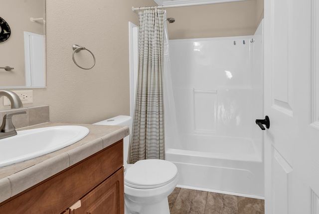 594 Woodholme Dr., Conway, SC 29526