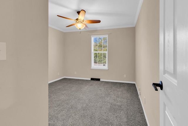 594 Woodholme Dr., Conway, SC 29526