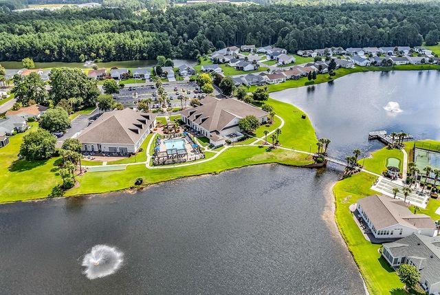 594 Woodholme Dr., Conway, SC 29526