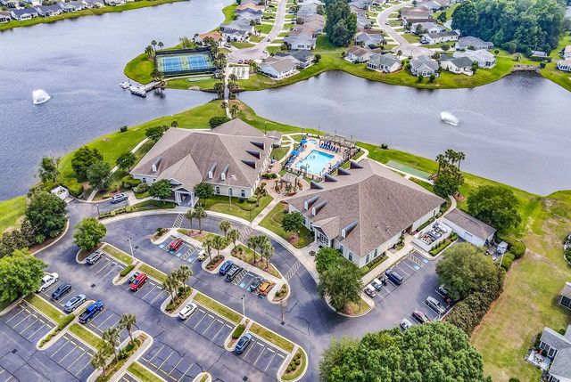 594 Woodholme Dr., Conway, SC 29526