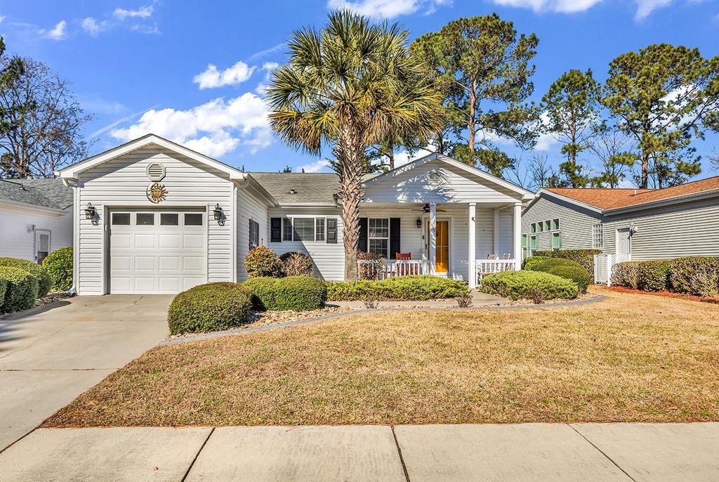 594 Woodholme Dr., Conway, SC 29526