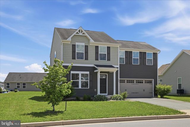 288 ALDERSHOT DR, Martinsburg, WV 25403