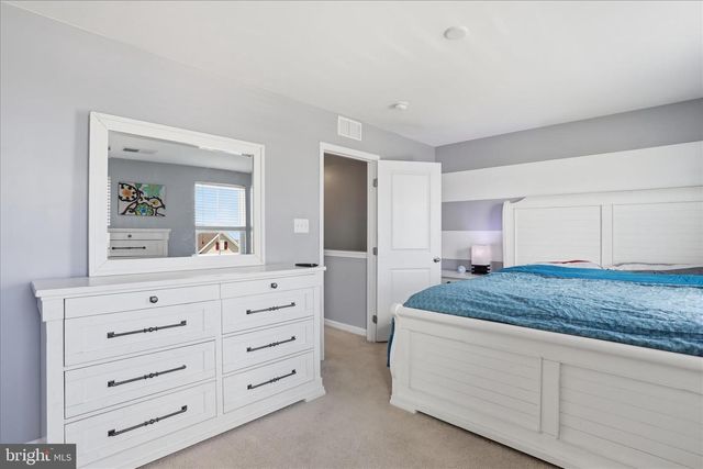 288 ALDERSHOT DR, Martinsburg, WV 25403