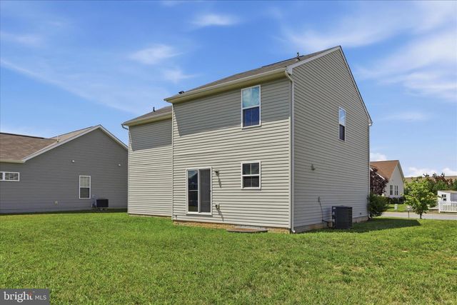 288 ALDERSHOT DR, Martinsburg, WV 25403