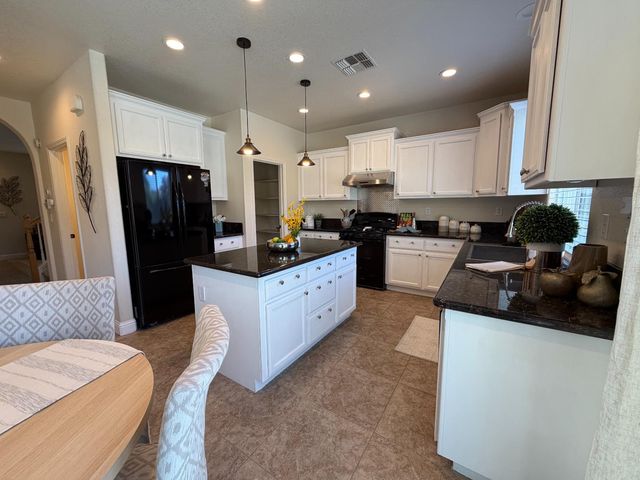 12213 Conservancy Way, Rancho Cordova, CA 95742