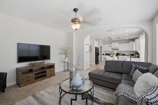 12213 Conservancy Way, Rancho Cordova, CA 95742