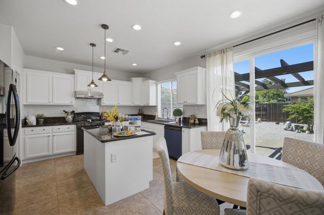 12213 Conservancy Way, Rancho Cordova, CA 95742