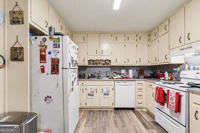 231 Scarlet Way, Lawrenceville, GA 30046