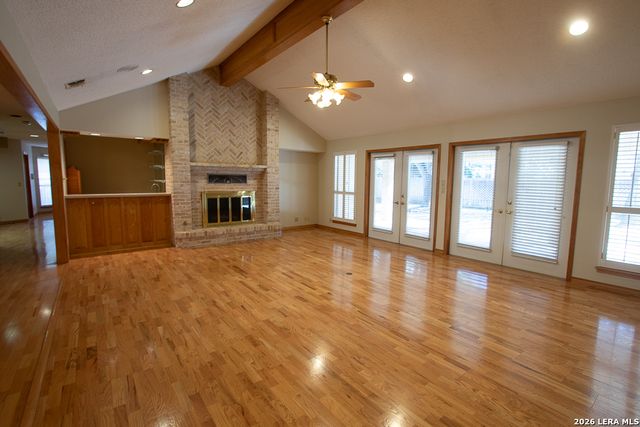 8 Granburg Pl, San Antonio, TX 78218