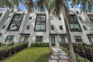 2851 W GANDY BOULEVARD 3, Tampa, FL 33611