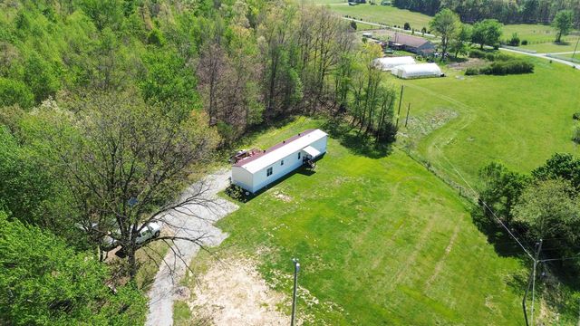 501 Mc Mullin Road, Crab Orchard, KY 40419