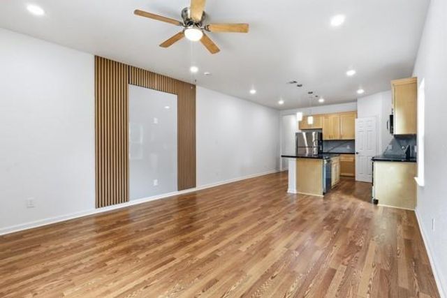 819 Junction Avenue B, Cleveland, TX 77327