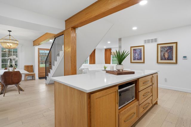 4500 ROCK QUARRY RD, Columbia, MO 65201