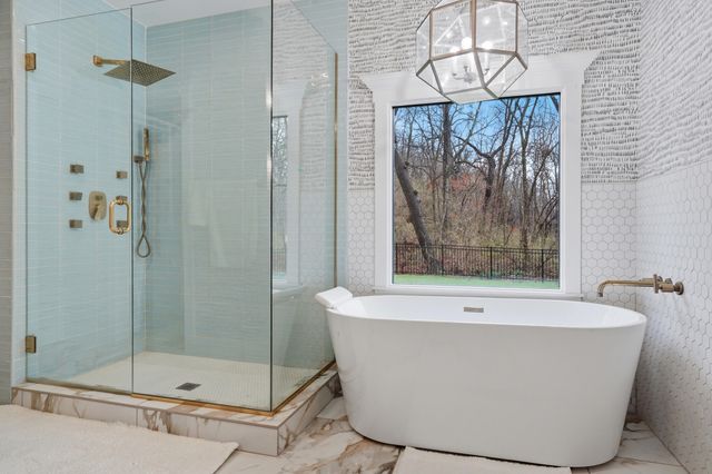 4500 ROCK QUARRY RD, Columbia, MO 65201