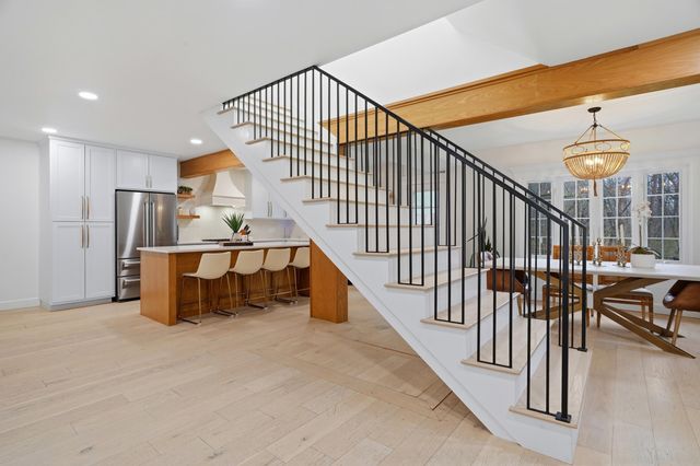 4500 ROCK QUARRY RD, Columbia, MO 65201