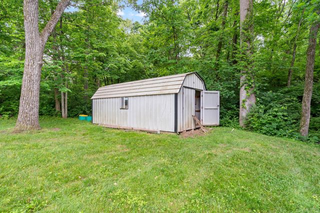 4500 ROCK QUARRY RD, Columbia, MO 65201