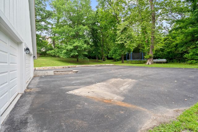 4500 ROCK QUARRY RD, Columbia, MO 65201