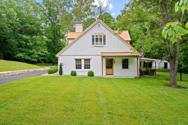 4500 ROCK QUARRY RD, Columbia, MO 65201