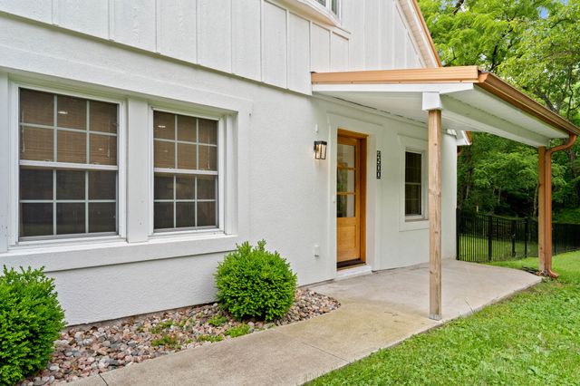 4500 ROCK QUARRY RD, Columbia, MO 65201