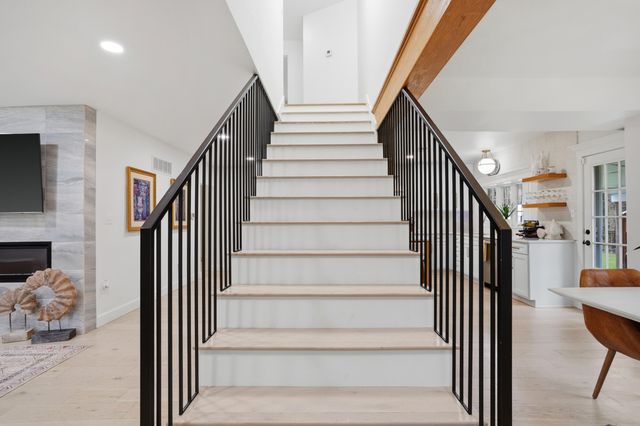 4500 ROCK QUARRY RD, Columbia, MO 65201