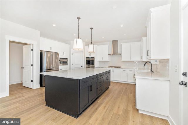 10242 DAYSVILLE RD, Walkersville, MD 21793