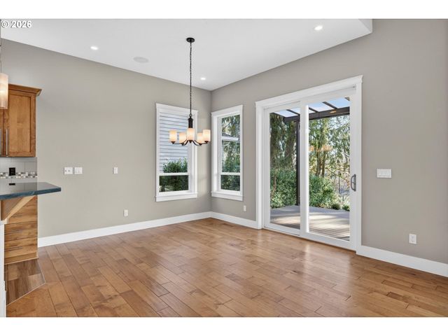 32092 Sw WILLAMETTE Way, Wilsonville, OR 97070