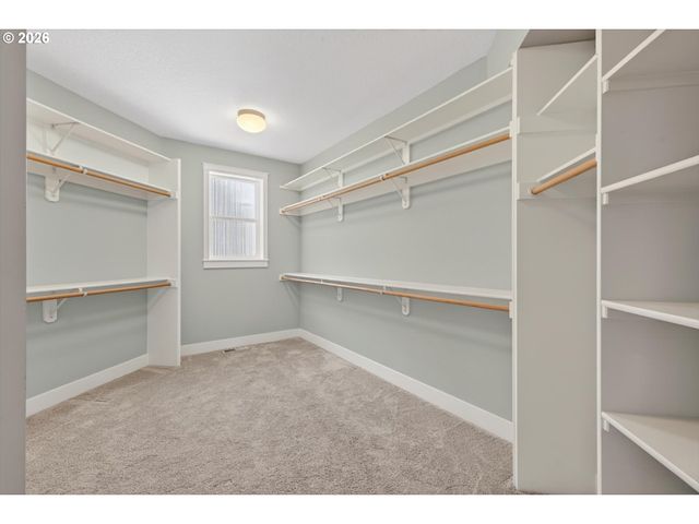 32092 Sw WILLAMETTE Way, Wilsonville, OR 97070