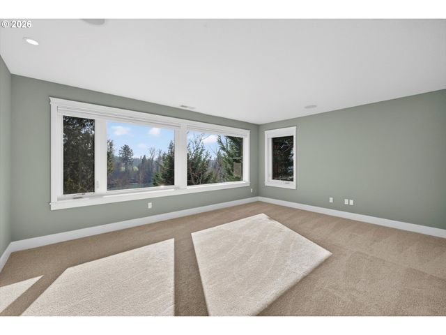 32092 Sw WILLAMETTE Way, Wilsonville, OR 97070