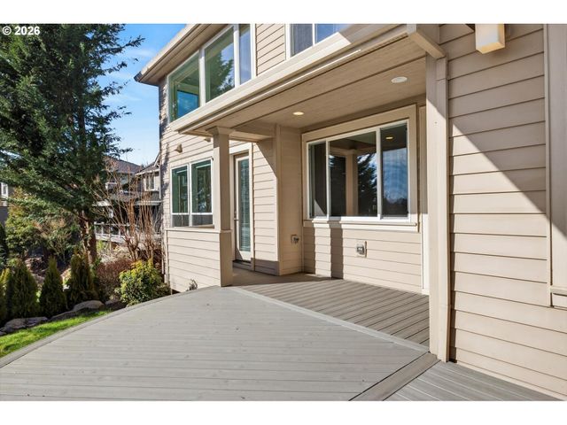 32092 Sw WILLAMETTE Way, Wilsonville, OR 97070