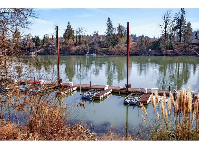 32092 Sw WILLAMETTE Way, Wilsonville, OR 97070