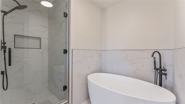 20491 Cedar Bluff Road, Fayetteville, AR 72703
