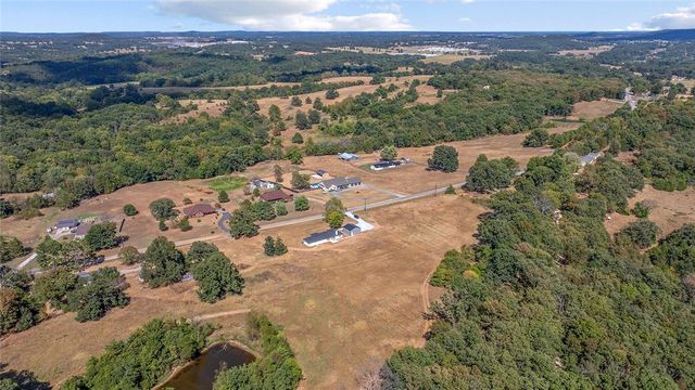 20491 Cedar Bluff Road, Fayetteville, AR 72703