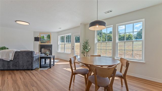 20491 Cedar Bluff Road, Fayetteville, AR 72703