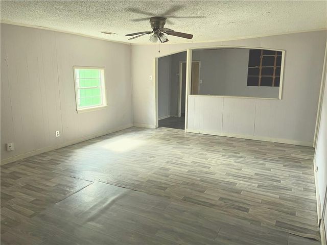 3728 Vinewood Drive, Mobile, AL 36612