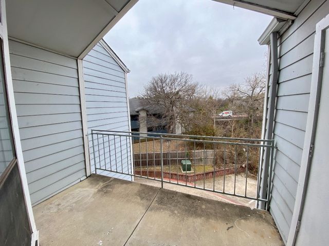 9823 Summerwood Circle 1002, Dallas, TX 75243