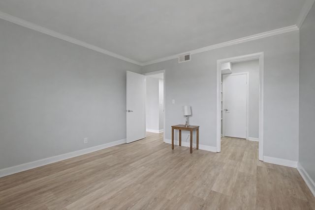 420 Walton Ln Apt J47, Madison, TN 37115