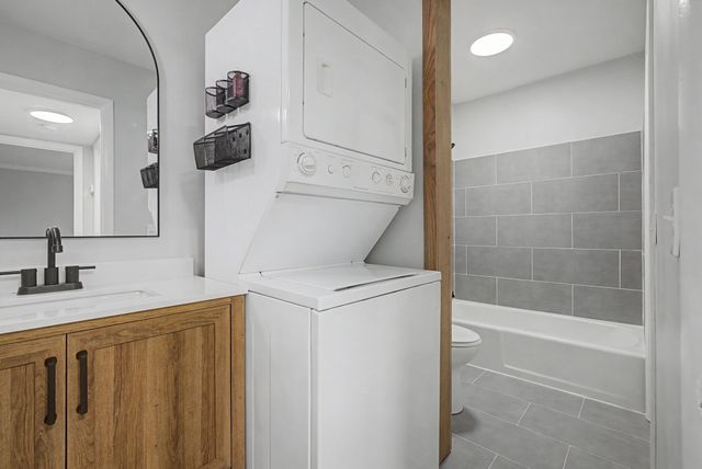 420 Walton Ln Apt J47, Madison, TN 37115