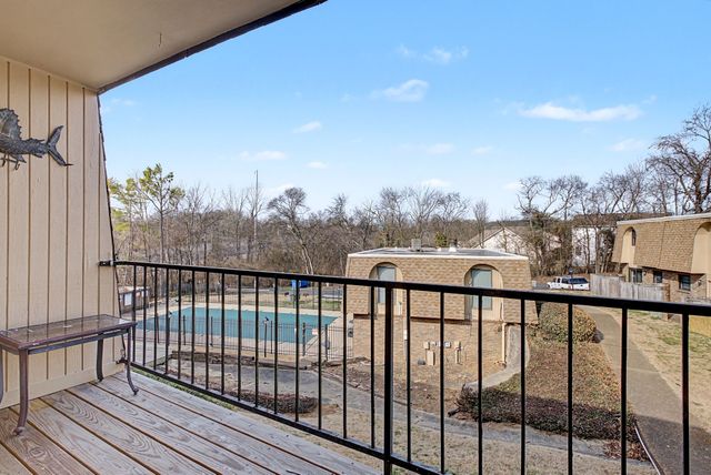 420 Walton Ln Apt J47, Madison, TN 37115