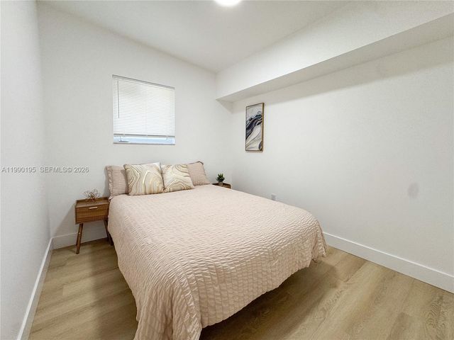 1749 NW 152nd St, Miami Gardens, FL 33054