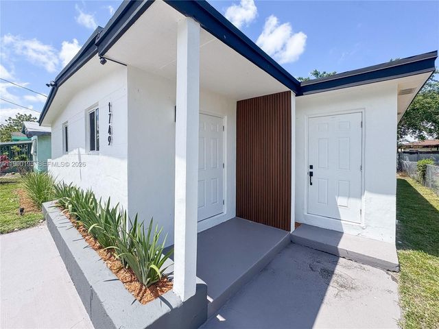 1749 NW 152nd St, Miami Gardens, FL 33054