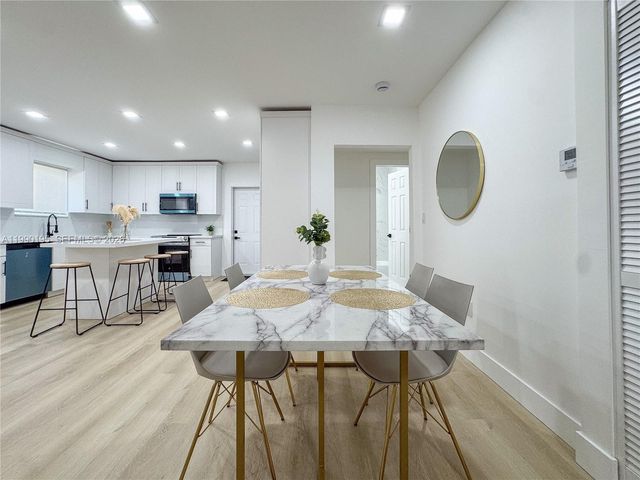 1749 NW 152nd St, Miami Gardens, FL 33054