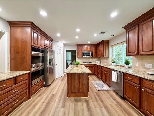 4211 Saint Ives Street, Sugar Land, TX 77479