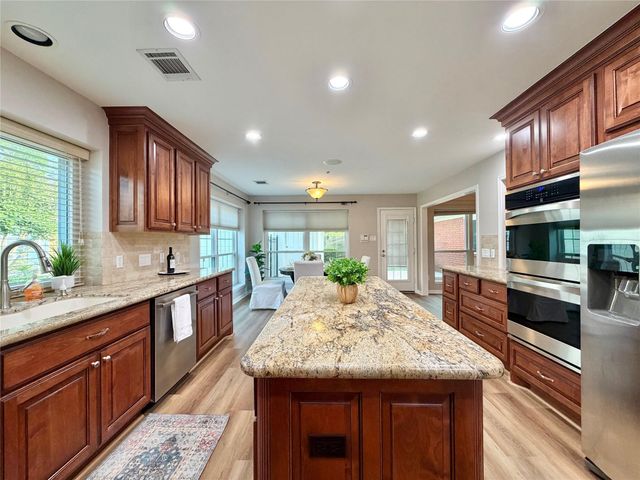 4211 Saint Ives Street, Sugar Land, TX 77479