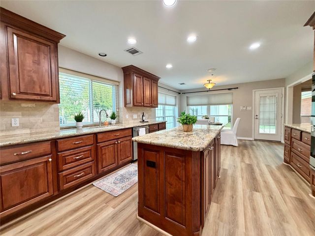 4211 Saint Ives Street, Sugar Land, TX 77479