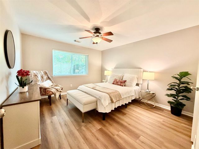 4211 Saint Ives Street, Sugar Land, TX 77479
