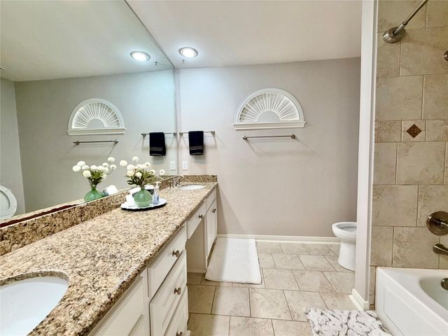 4211 Saint Ives Street, Sugar Land, TX 77479