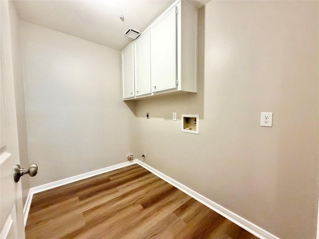 4211 Saint Ives Street, Sugar Land, TX 77479