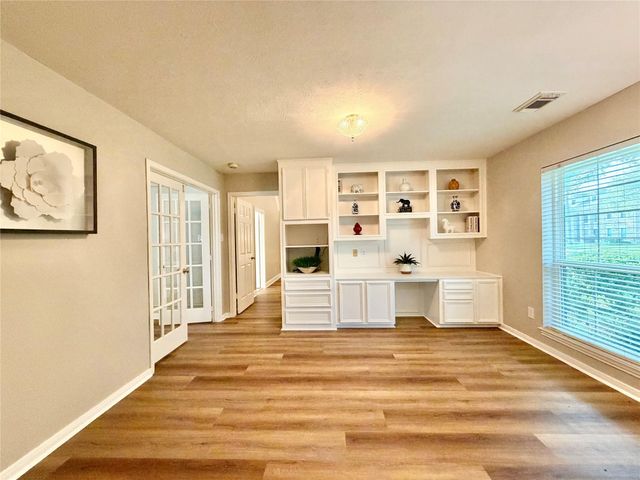 4211 Saint Ives Street, Sugar Land, TX 77479