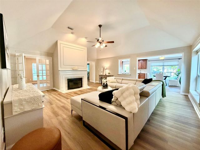 4211 Saint Ives Street, Sugar Land, TX 77479