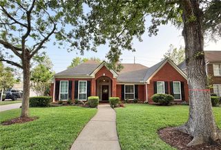 4211 Saint Ives Street, Sugar Land, TX 77479